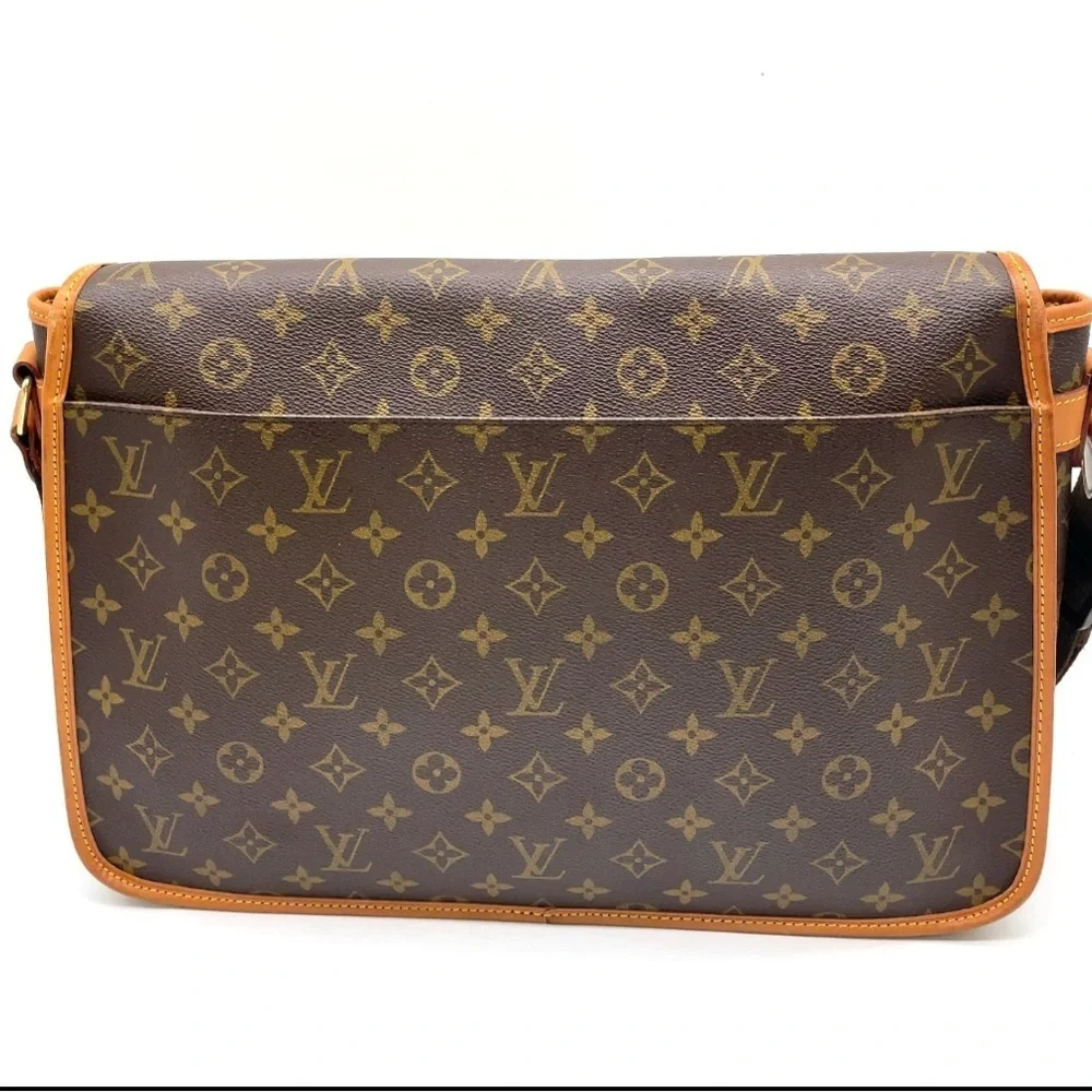 Louis Vuitton Monogram Gibeciere GM Messenger Bag